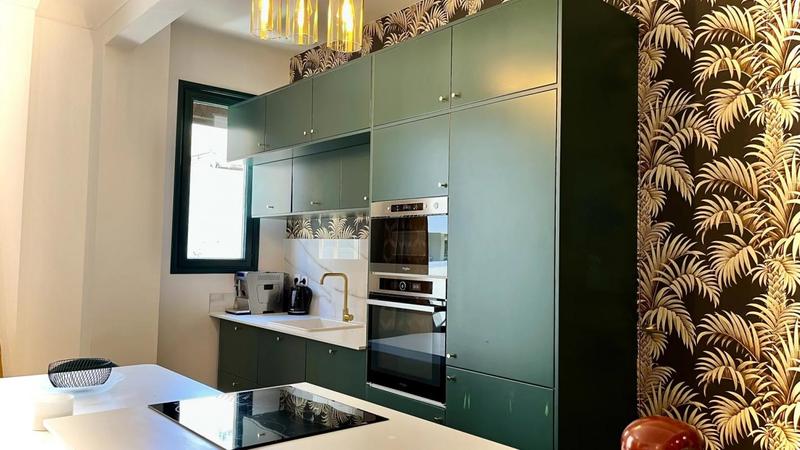 Appartement - 92 m² - 4 pièces