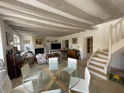 Maison - 150 m² - 8 pièces
