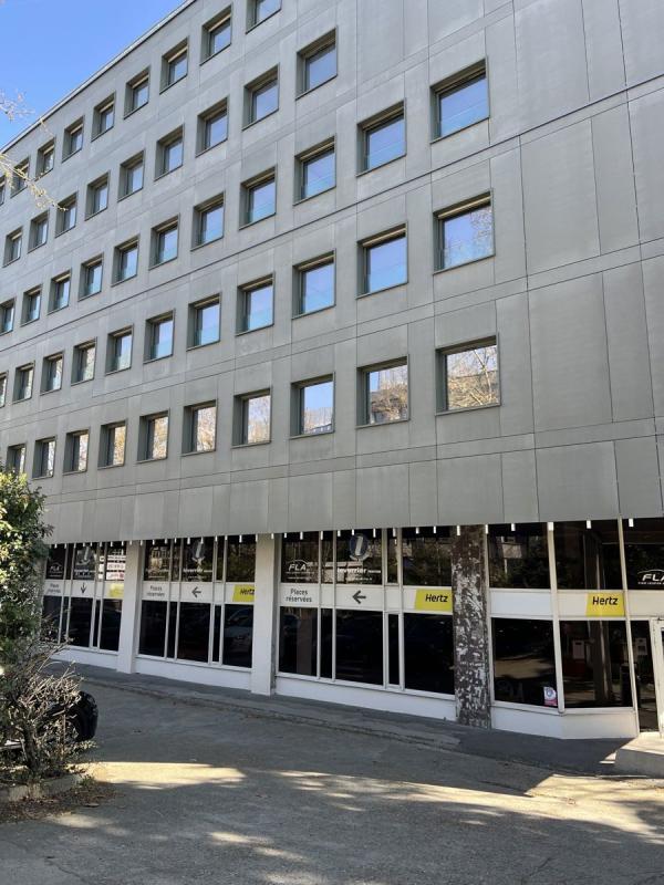 Bureau - 1 000 m² - 20 pièces