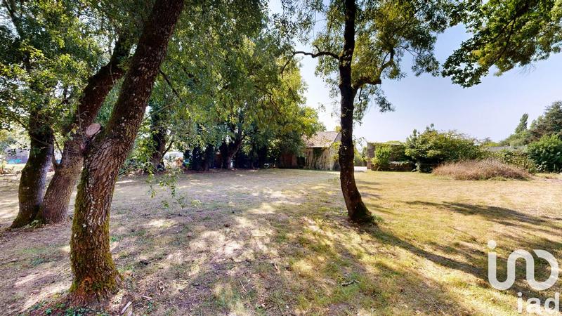 Maison - 300 m² - 12 pièces