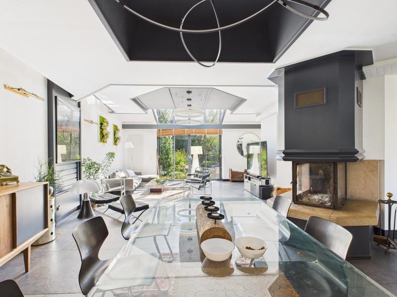 Villa - 203 m² - 6 pièces