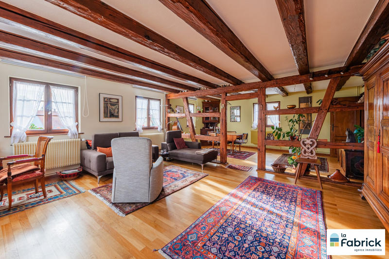 Maison ancienne - 293 m² - 7 pièces