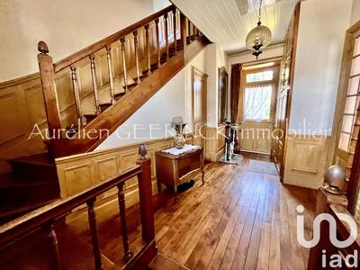 Maison - 268 m² - 6 pièces