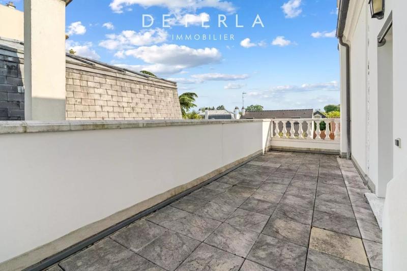 Villa - 370 m² - 12 pièces