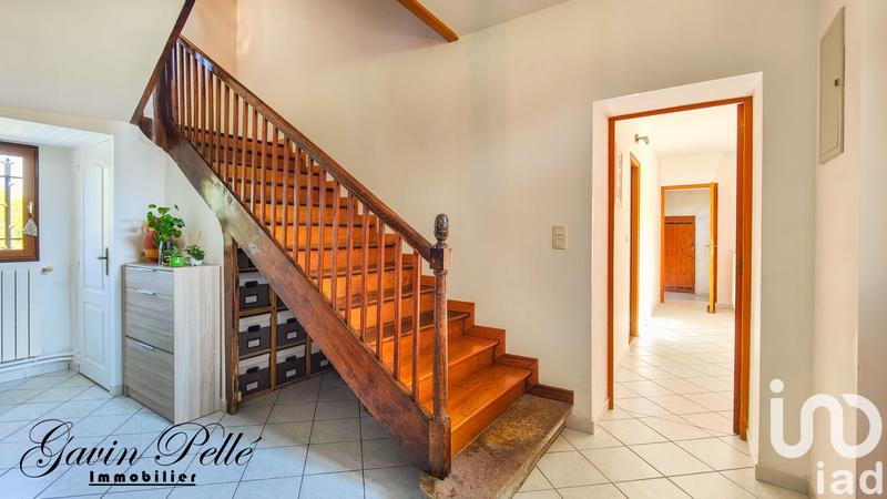 Maison - 210 m² - 7 pièces