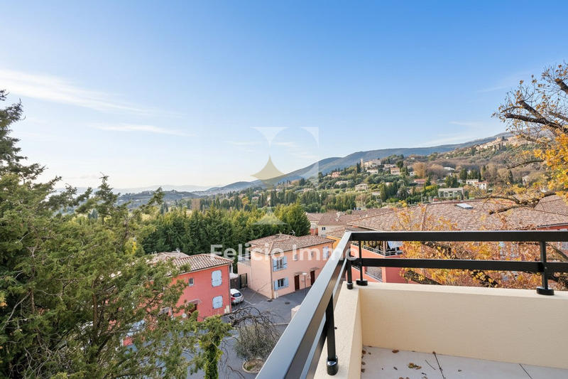 Appartement - 83 m² - 3 pièces