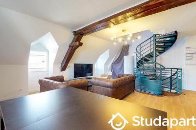 Chambre - 13 m² - 1 pièce