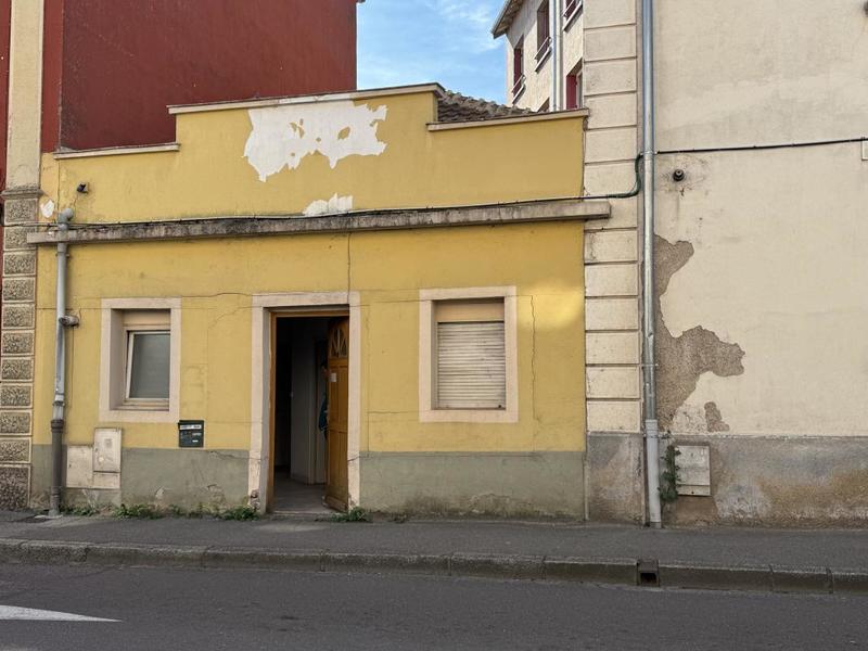 Immeuble - 75 m² - 5 pièces