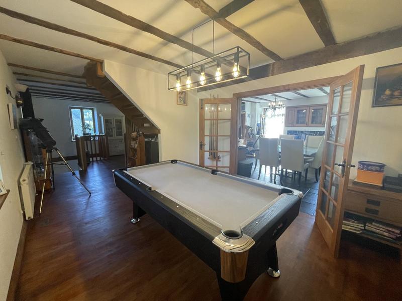 Maison - 167 m² - 6 pièces