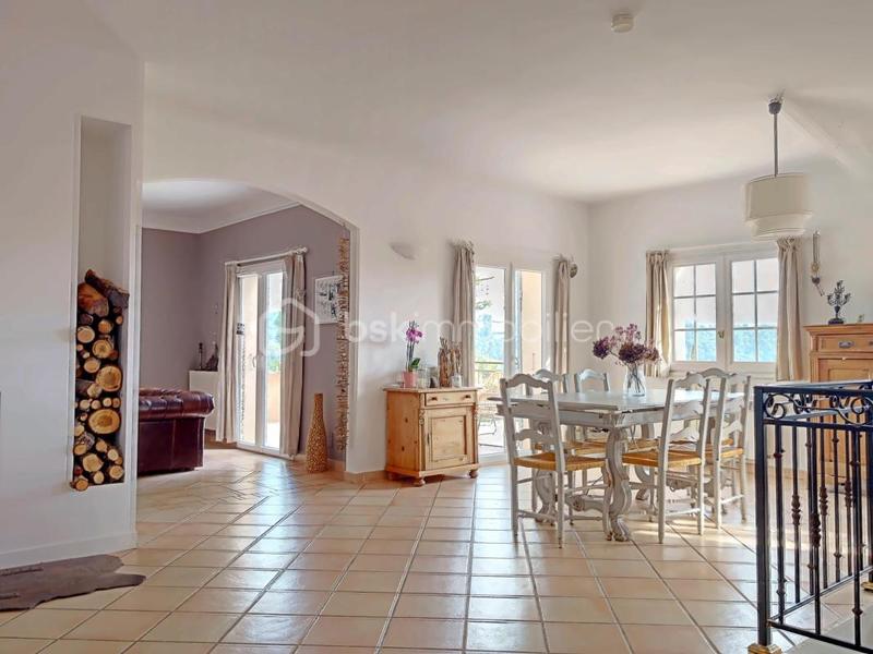 Mas - 150 m² - 8 pièces