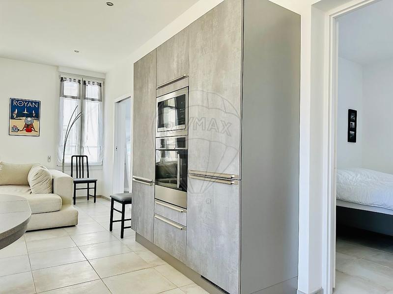 Appartement - 80 m² - 4 pièces