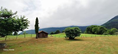 Maison - 300 m² - 11 pièces