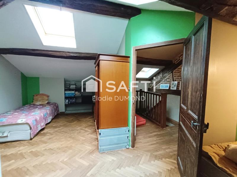 Maison - 261 m² - 8 pièces