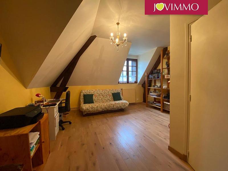 Maison - 305 m² - 10 pièces