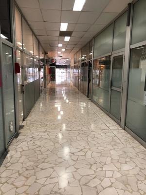 Local commercial - 333 m² - 11 pièces