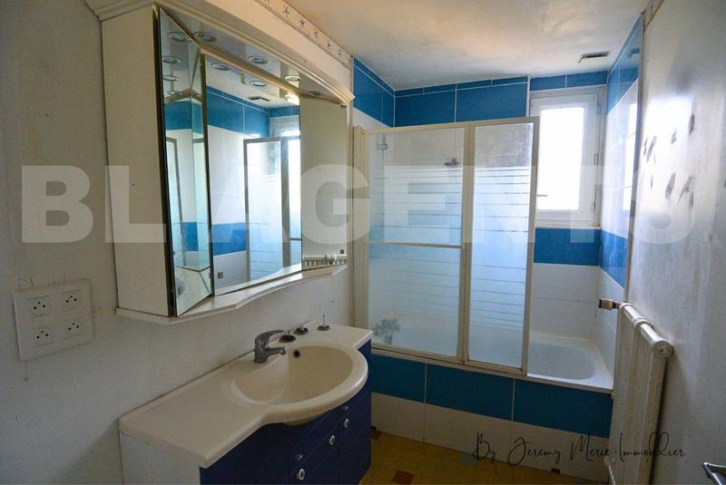 Maison jumelée - 97 m² - 6 pièces