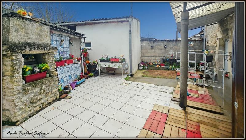 Maison de village - 90 m² - 4 pièces