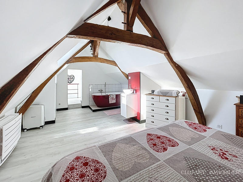 Maison - 186 m² - 6 pièces