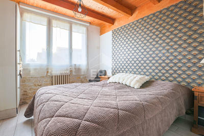 Maison - 180 m² - 9 pièces