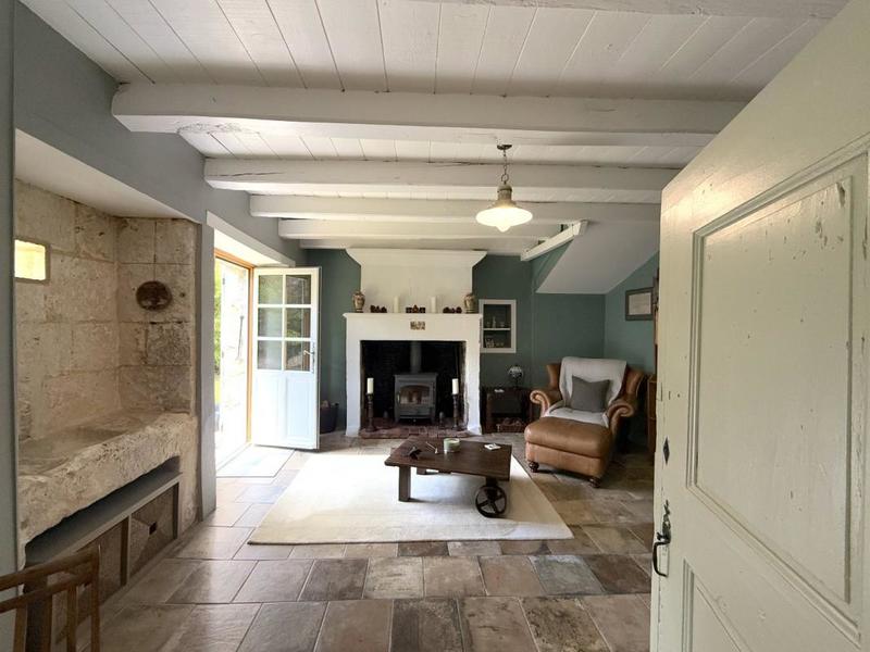 Maison - 360 m² - 8 pièces