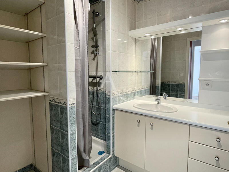 Appartement - 66 m² - 2 pièces