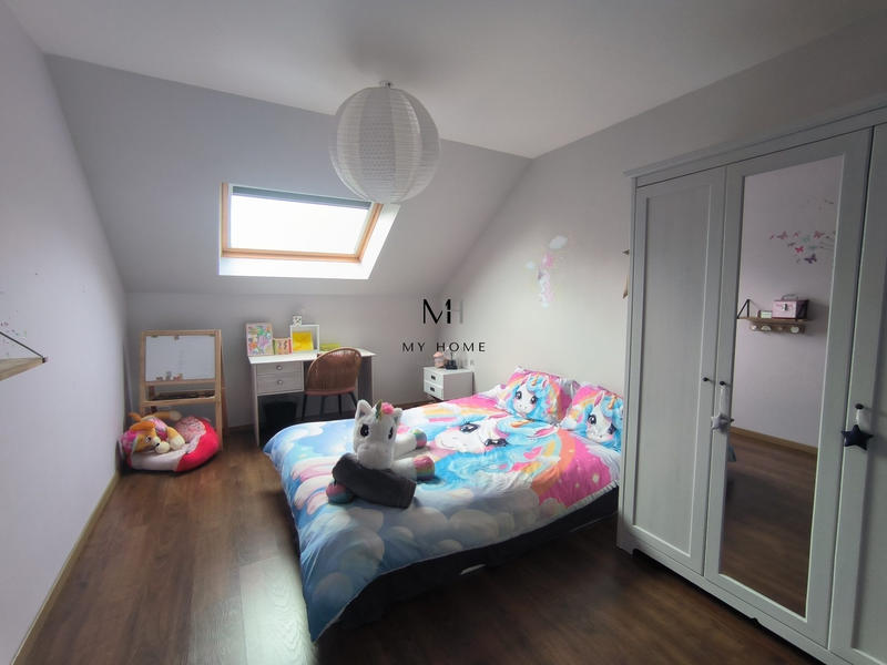 Maison - 187 m² - 7 pièces