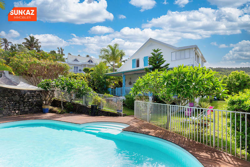 Maison - 176 m² - 6 pièces