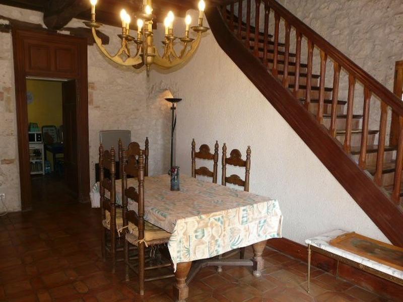 Maison - 250 m² - 7 pièces