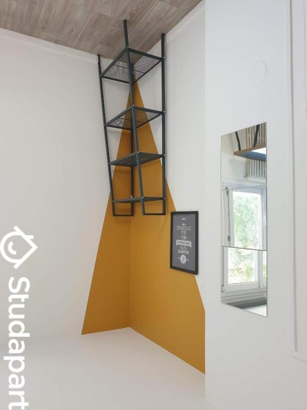 Chambre - 9 m² - 1 pièce