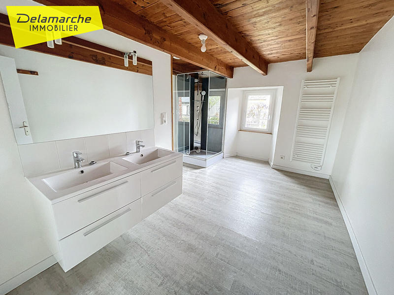 Maison - 136 m² - 5 pièces