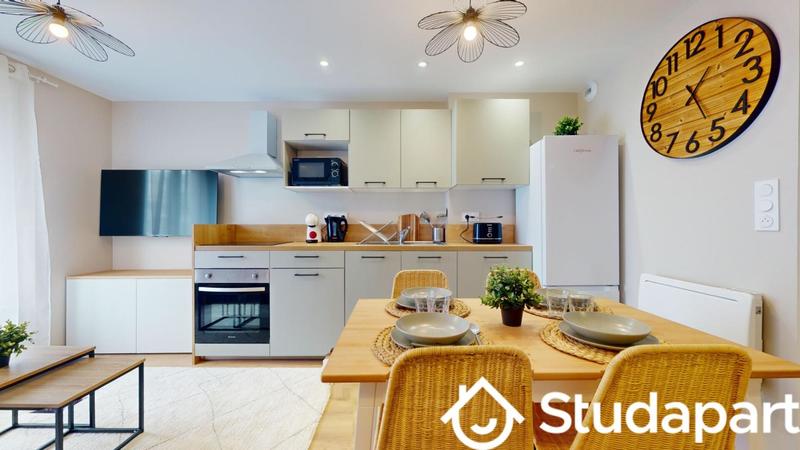 Chambre - 10 m² - 1 pièce