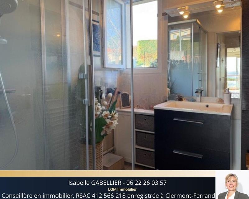 Appartement - 82 m² - 4 pièces