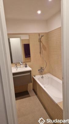 Chambre - 12 m² - 1 pièce