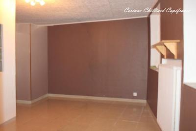 Appartement - 75 m² - 3 pièces