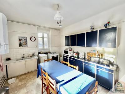 Appartement - 133 m² - 5 pièces