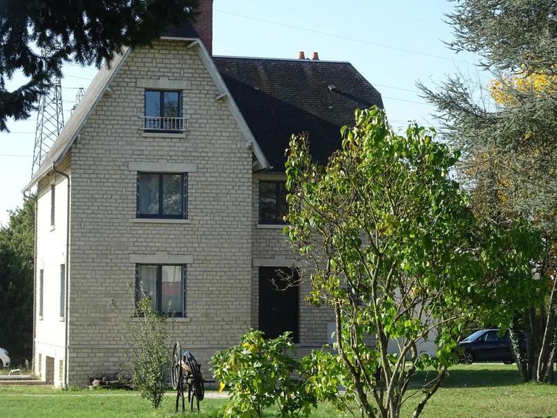 Maison - 205 m² - 7 pièces