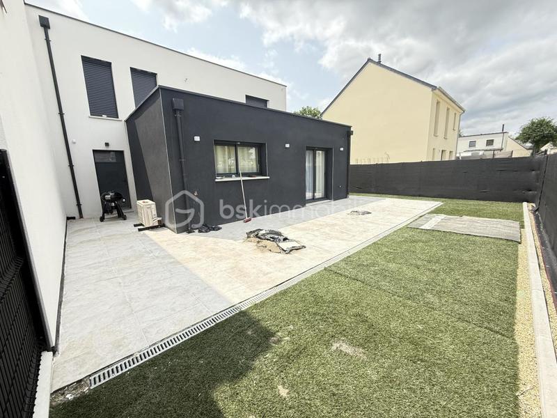 Maison - 150 m² - 6 pièces