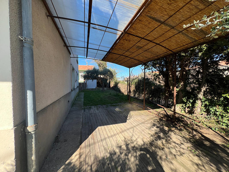 Maison - 237 m² - 11 pièces