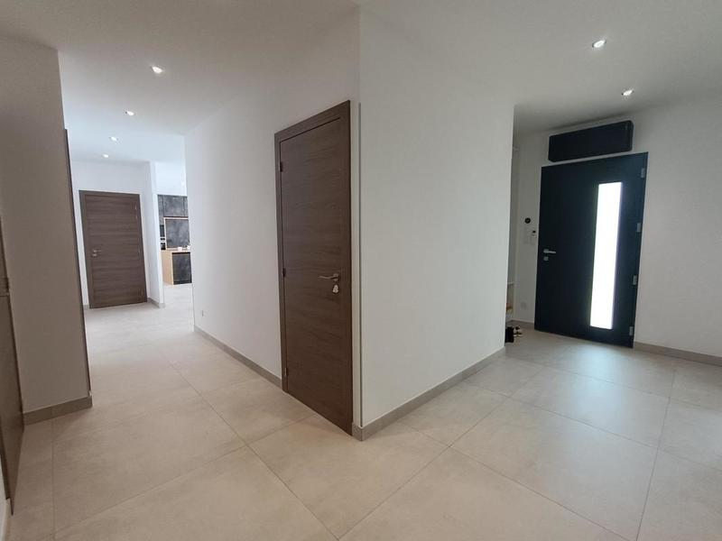 Maison - 139 m² - 6 pièces