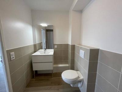 Studio - 31 m² - 3 pièces