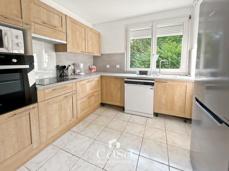 Appartement - 82 m² - 5 pièces