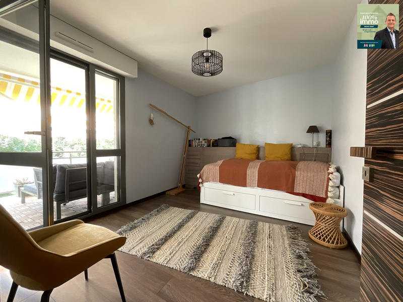 Appartement - 105 m² - 4 pièces