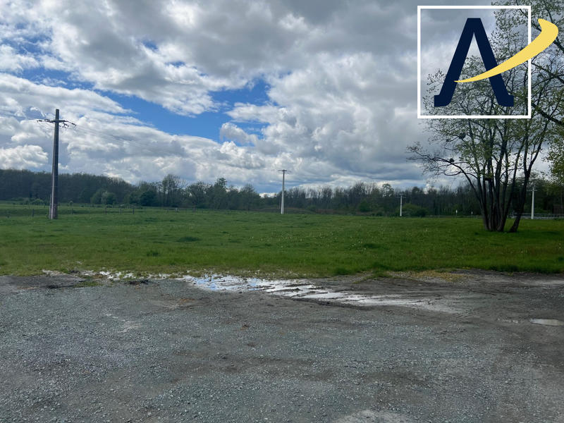 Terrain - 15 147 m²