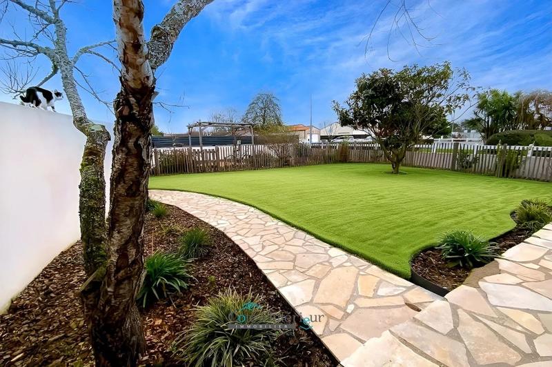 Pavillon - 105 m² - 5 pièces