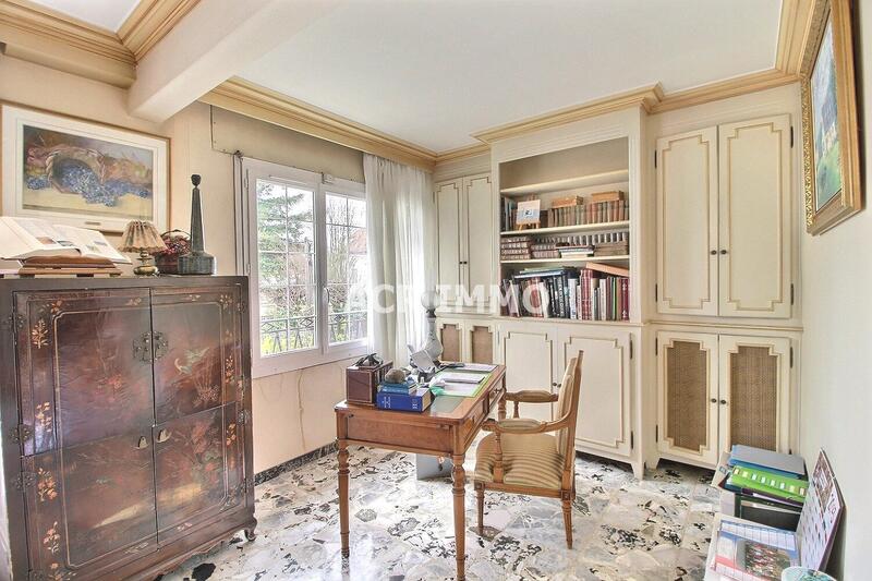 Maison - 170 m² - 7 pièces