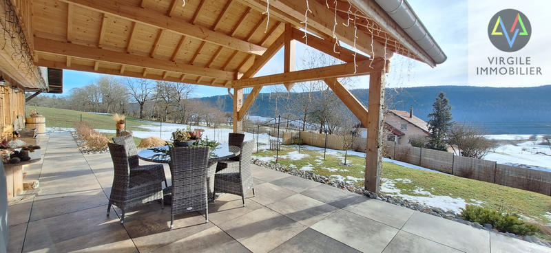 Maison - 151 m² - 6 pièces