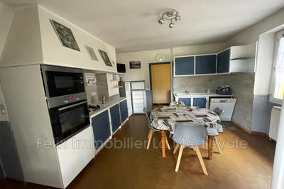 Maison - 193 m² - 7 pièces