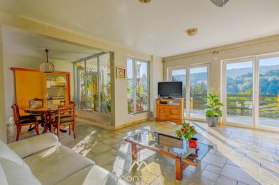 Maison - 192 m² - 8 pièces