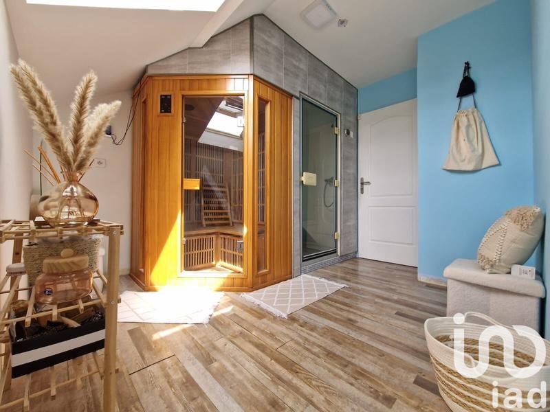 Maison - 107 m² - 5 pièces