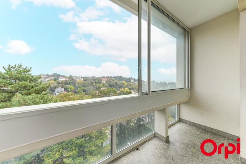 Appartement - 81 m² - 3 pièces